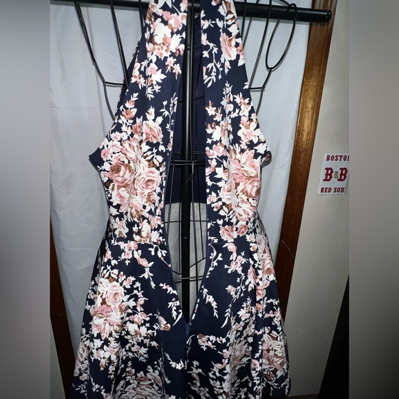 EUC-Juniors' Printed Mock-Neck Crochet-Trim Fit & Flare Dress Size 13/14 - Picture 8 of 13